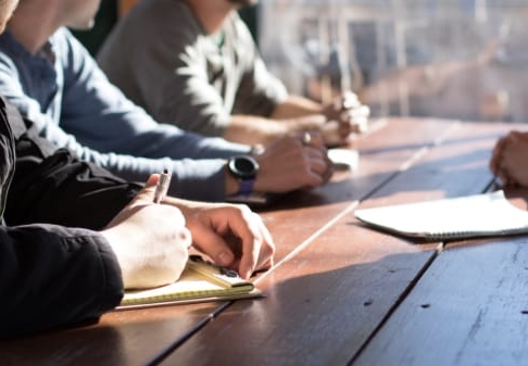 photo de travail de groupe