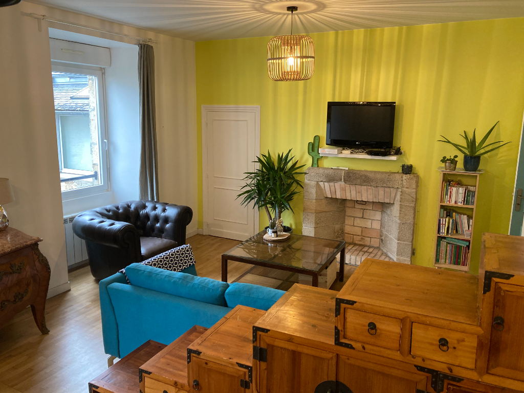 EXCLUSIVITE – APPARTEMENT TYPE 2, POSSIBLE TYPE 3 – CENTRE HISTORIQUE AURAY